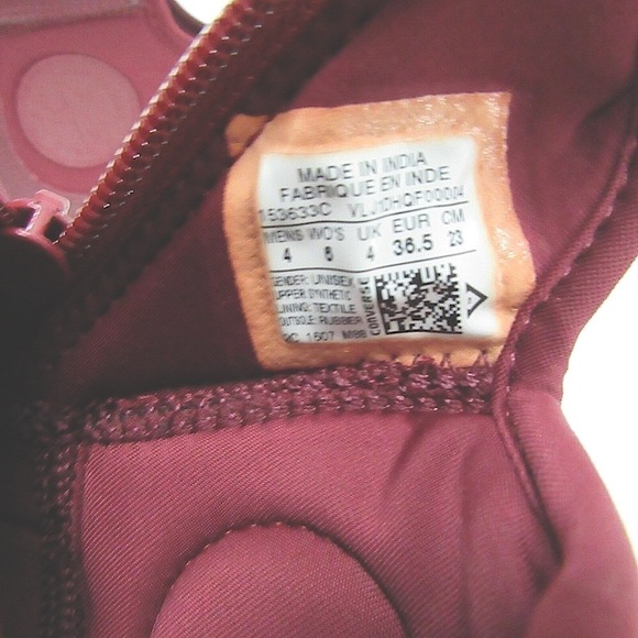 Converse Chuck Taylor All Star Maroon Shoes Size 6
New - Picture 6 of 6